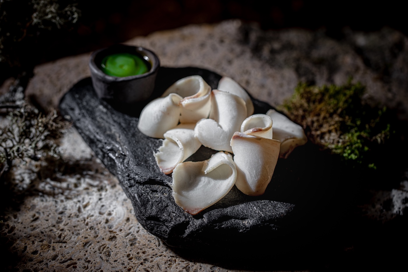 Где поесть настоящую северную Строганину и почему ресторан MANUL стал главным местом для гурманов