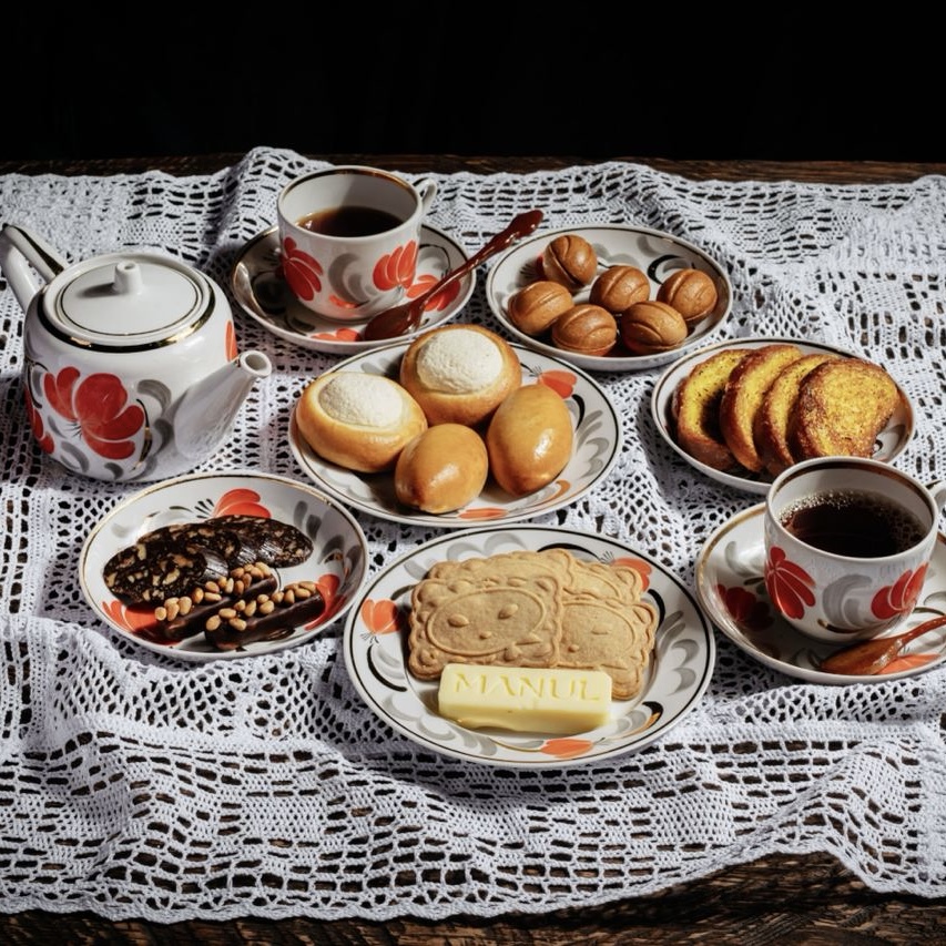 Чаепитие у бабушки